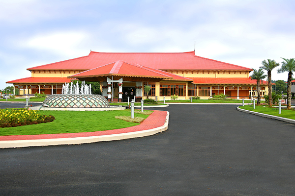 Lulu Convention Centre|Ayyanthole Thrissur. Destination venue Ac Banquet Hall Auditorium Kalyanamandapam  Convention Centre Mini hall  